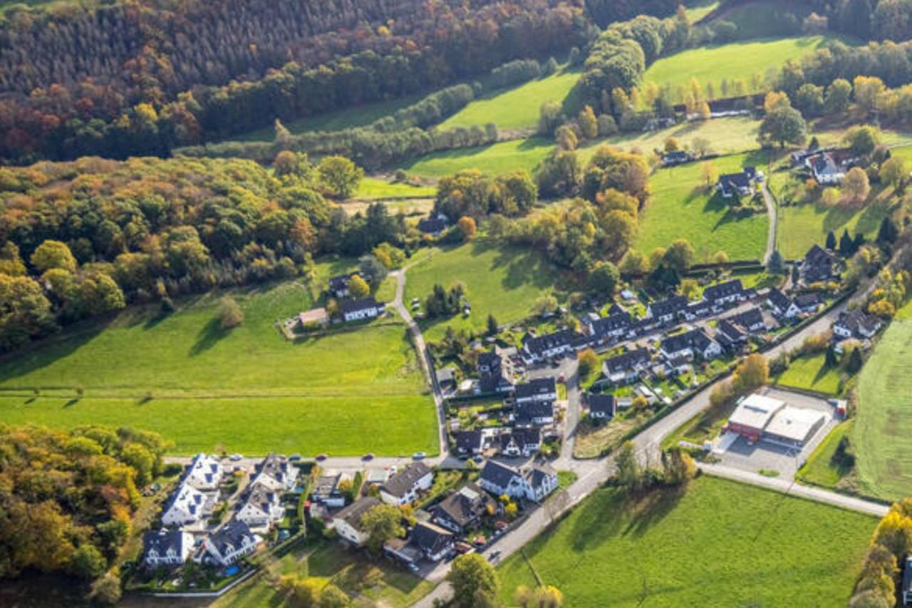 Ruhiges Naturparadies Fuer 4 Mit Kueche Schreibtisch Und Boxbett Wetter  Luaran gambar